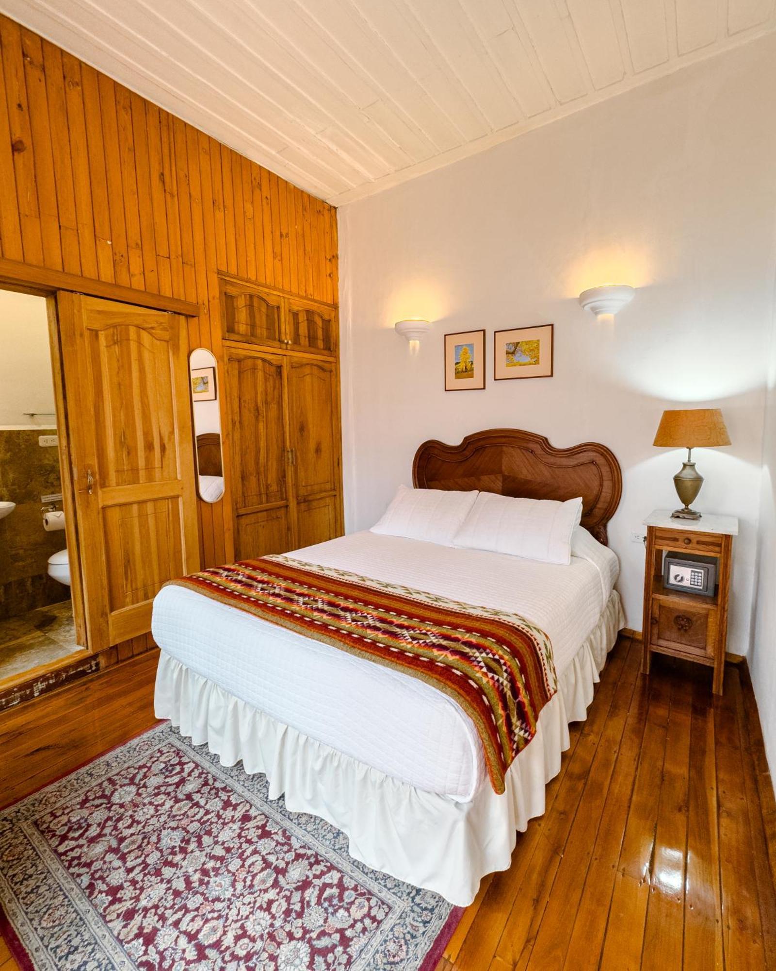 Hotel Boutique Casa Montalvo Cuenca Ngoại thất bức ảnh